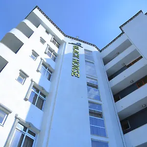 4* Hotel Black Horse